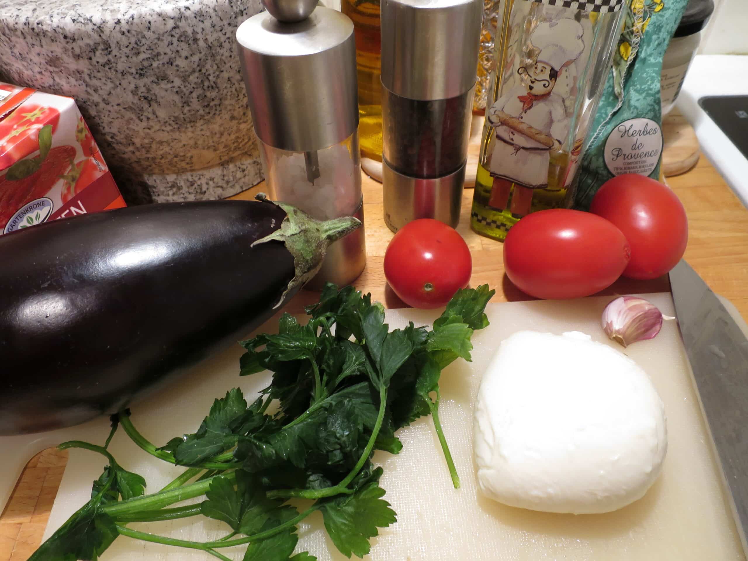 Überbackene Auberginen mit Mozzarella