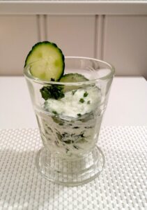 Gurkensalat als Beilage
